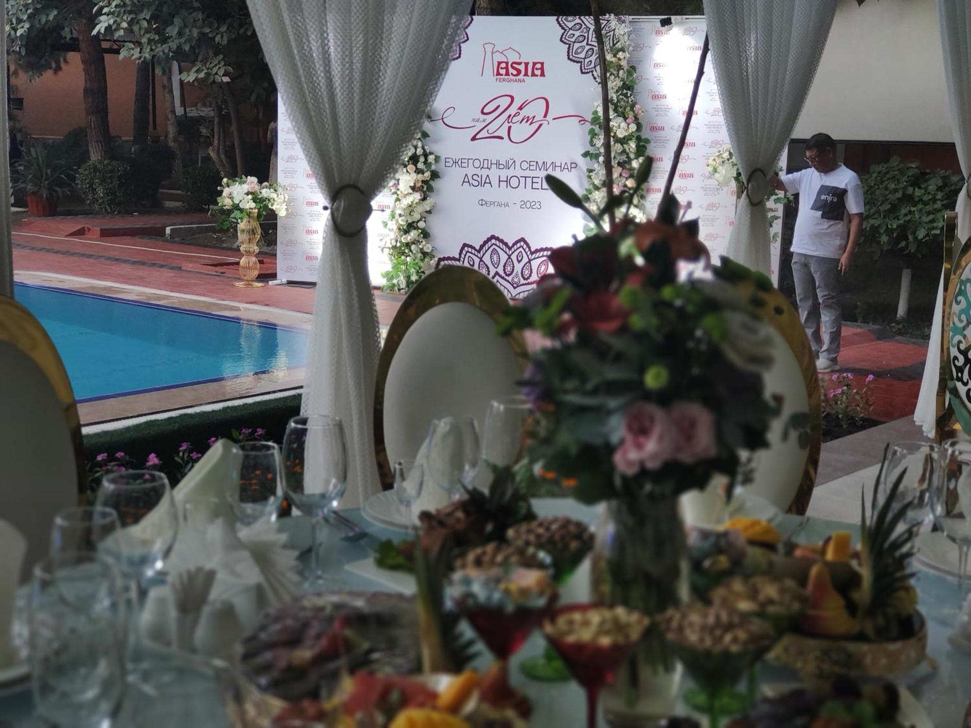 Asia Hotel Фергана Екстер'єр фото