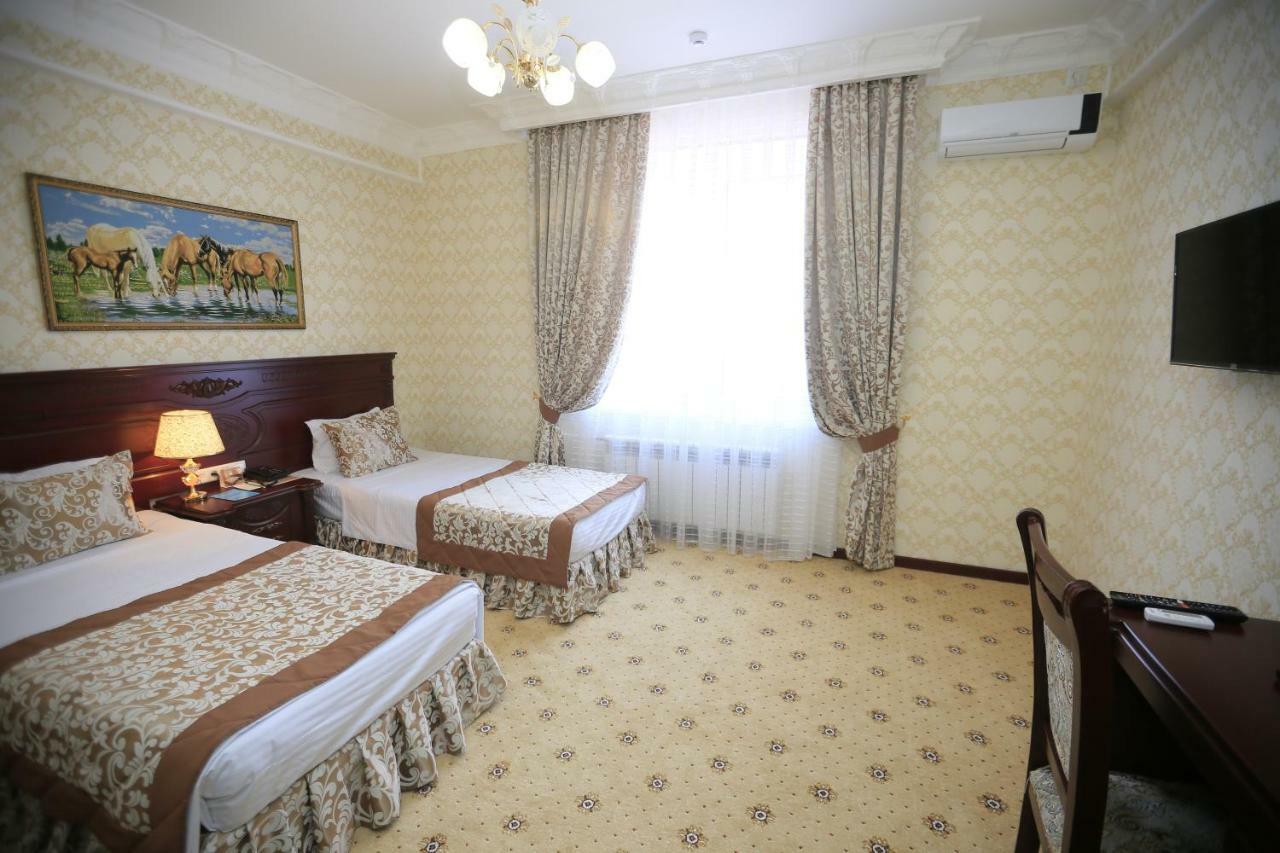 Asia Hotel Фергана Екстер'єр фото