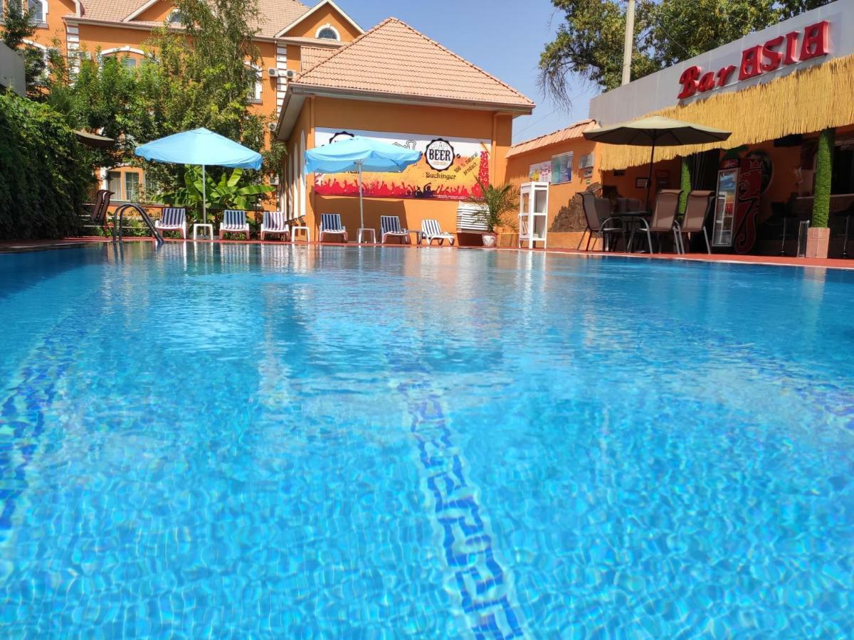 Asia Hotel Фергана Екстер'єр фото